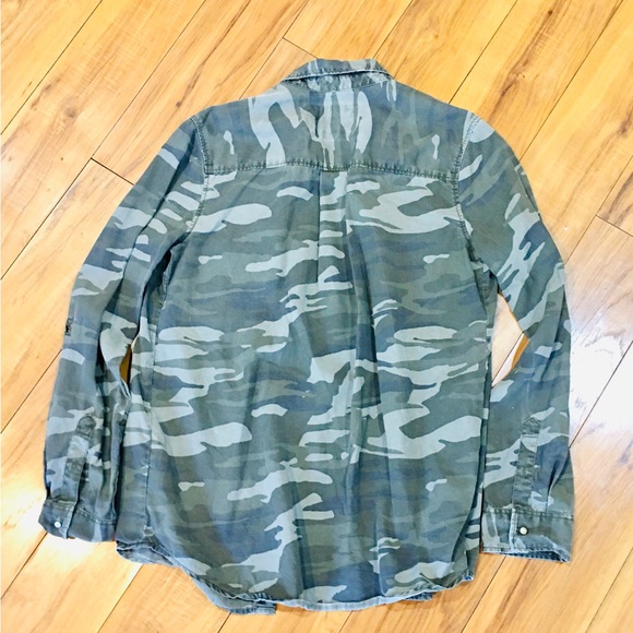 Express camouflage camo shirt top shacket snap long sleeve small hunting… - Picture 5 of 7